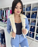 Jaquetinha jeans pelucia