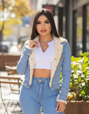 Jaquetinha jeans pelucia